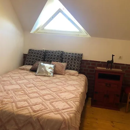 R&b Vendeghaz Homestay Balatonakarattya